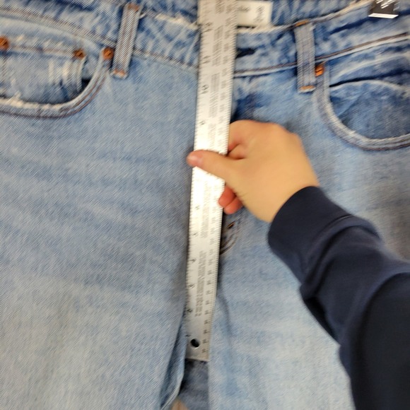 Abercrombie & Fitch Curve Love The 80s Mom High Rise Jeans Blue Size 29/8S - Picture 5 of 11